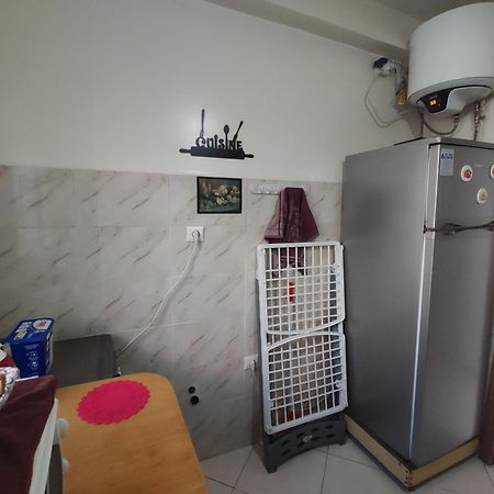 Beautiful Ground-Floor Apartment With Portable Air Conditioning, Parking, And Free Wi-Fi カサブランカ エクステリア 写真